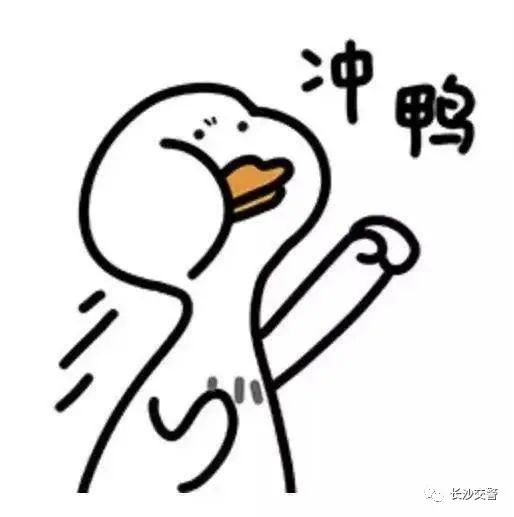 DƬ